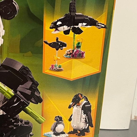 LEGO Creator 3in1 Panda Family Building Set - 31165 626Pcs 8+ NIB Sealed - Picture 4 of 11